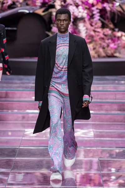 Look 35